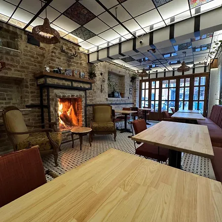 Nevana Otel *